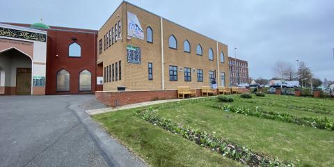 Oldham Central Masjid : image 3