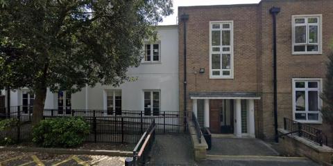 Muslim Prayer Room : image 1