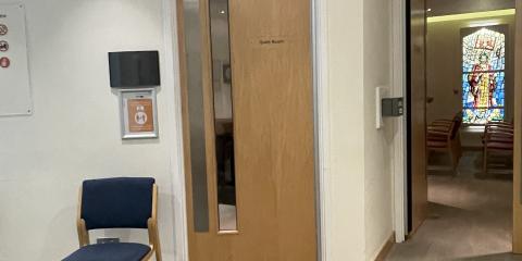 UCLH Muslim Prayer Room for Staff & Visitors : image 1