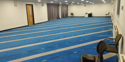 Muslim Prayer Room : image 1