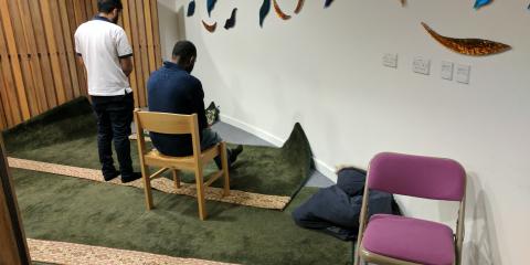 Muslim Prayer Room : image 6