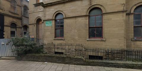 Madni Masjid ( Dewsbury Town Centre Mosque ) : image 1