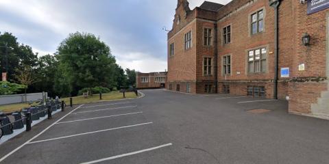 Jummah Salah in St Francis Hall : image 3